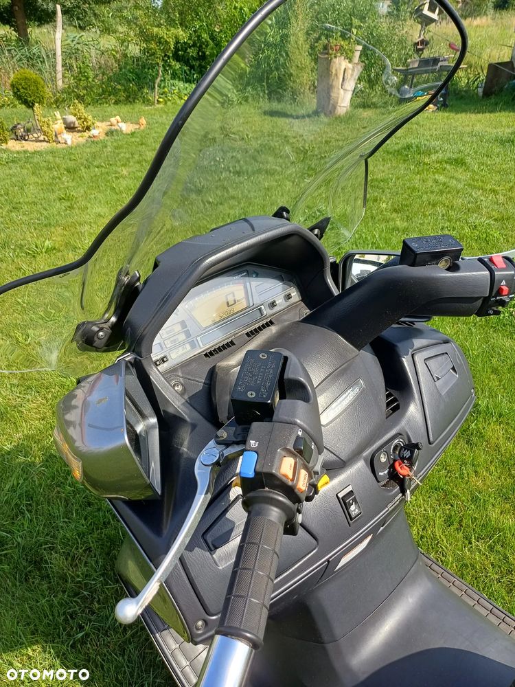 Suzuki Burgman - 3