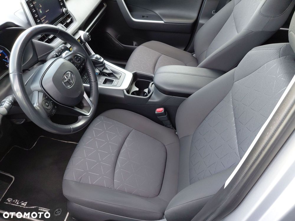 Toyota RAV4 - 26