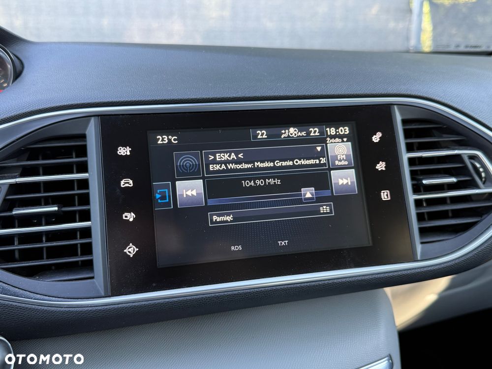 Peugeot 308 1.6 e-HDi Allure S&S - 19