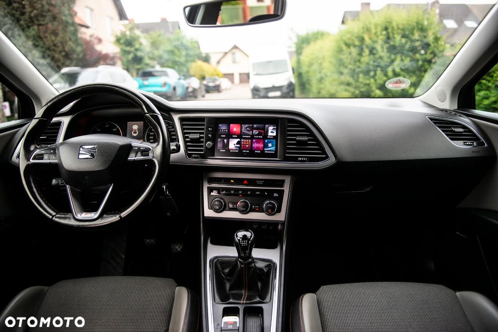 Seat Leon 2.0 TDI DPF XCELLENCE - 31