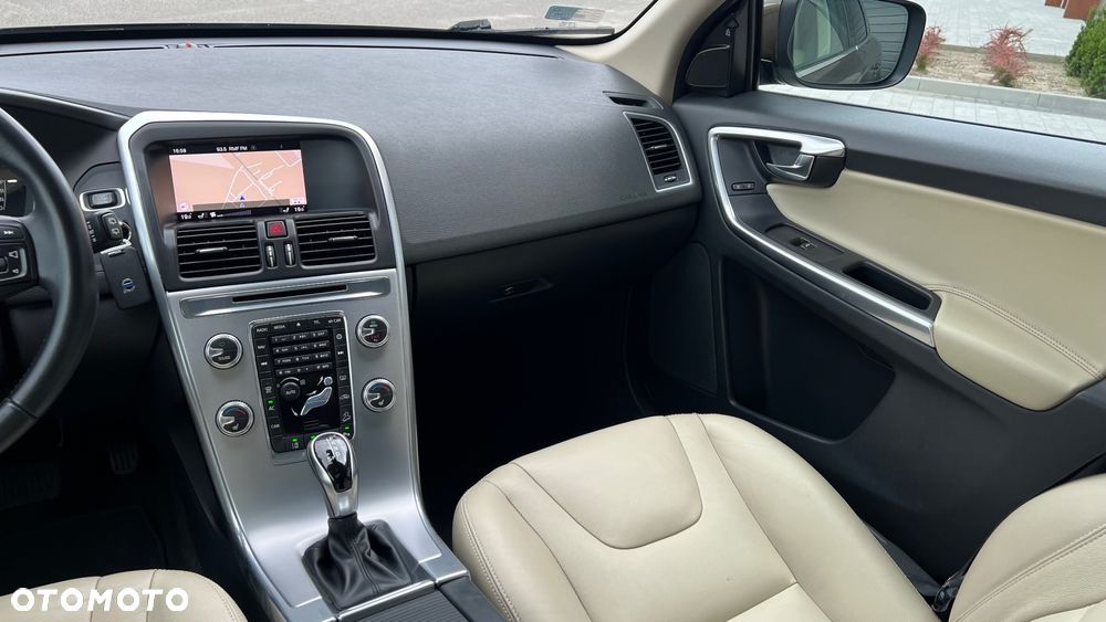 Volvo XC 60 T5 AWD Drive-E Summum - 14