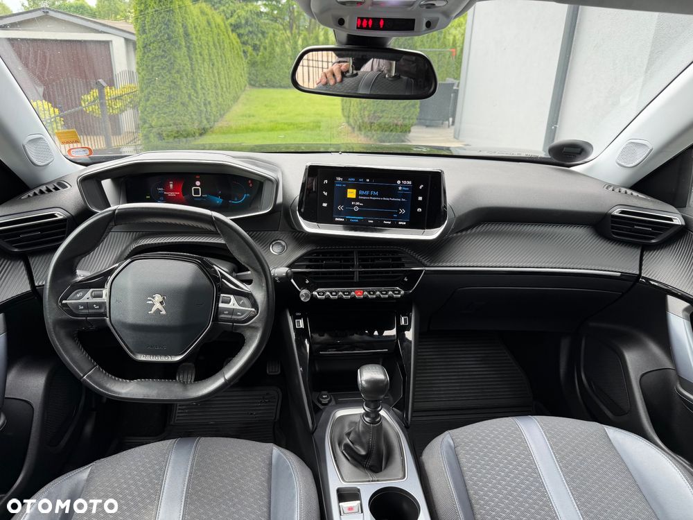 Peugeot 2008 1.5 BlueHDi Allure S&S - 8