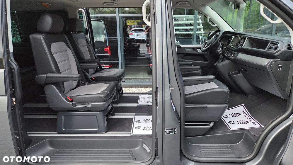 Volkswagen Multivan - 14