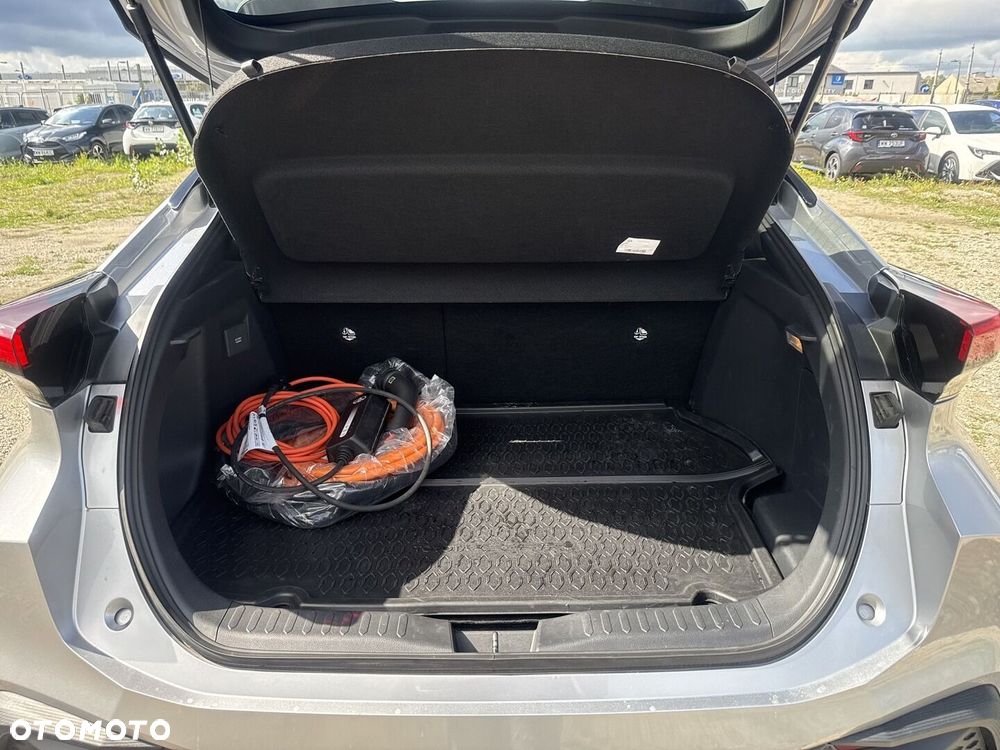 Toyota C-HR - 14