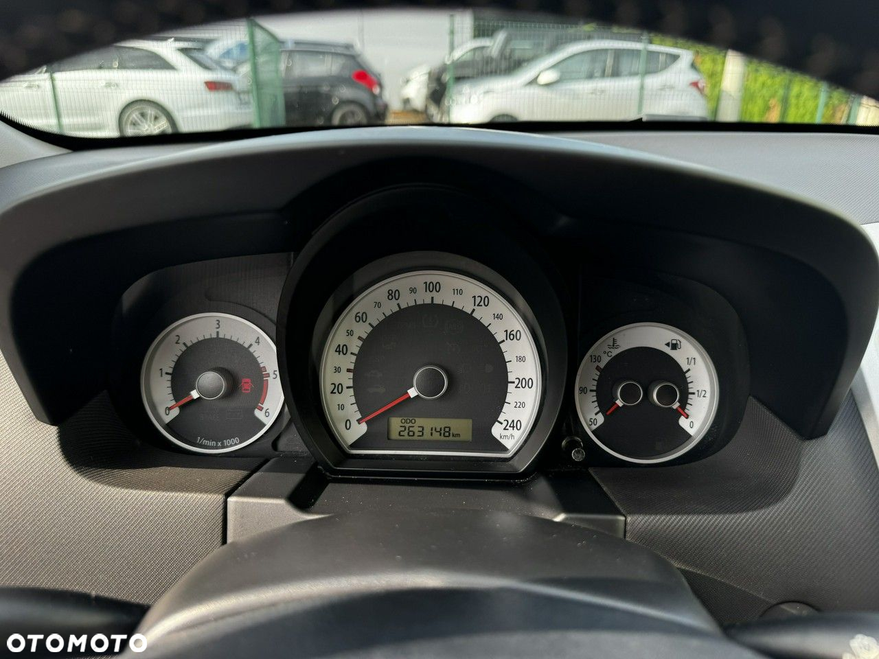 Kia Ceed - 16