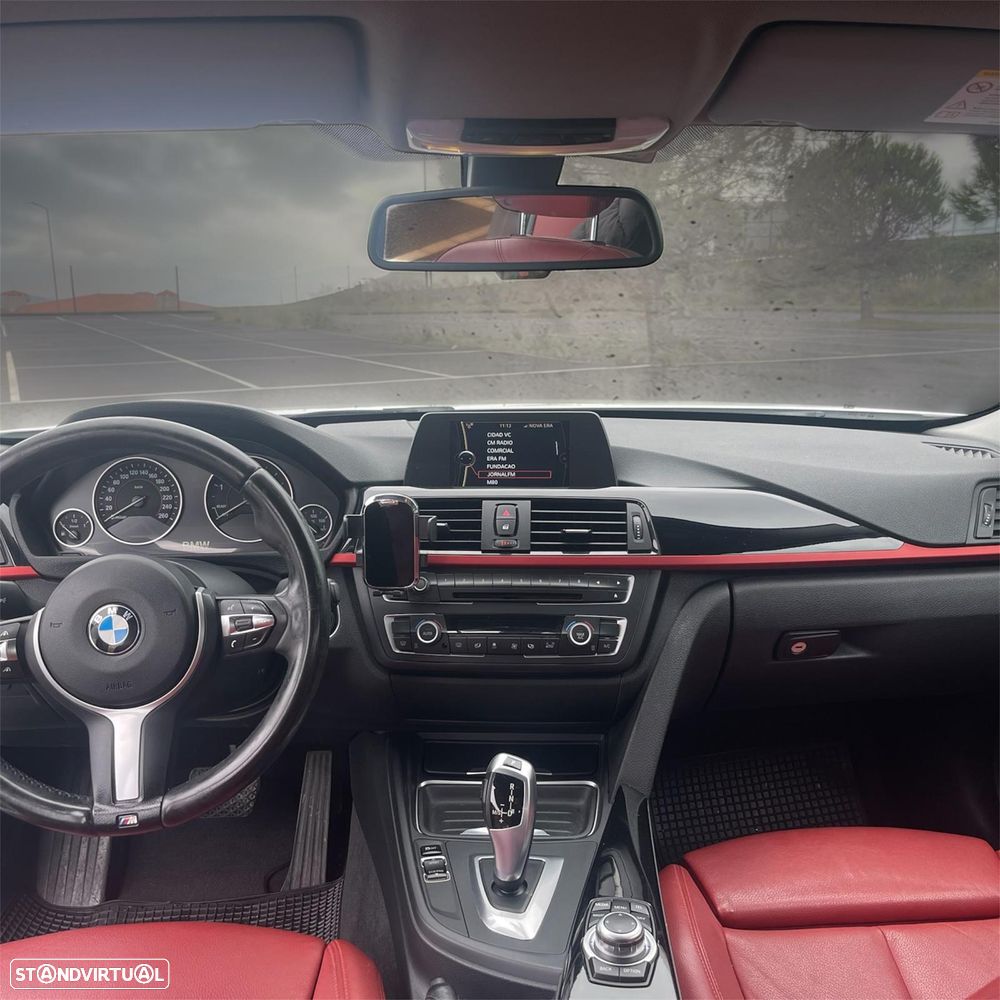 BMW 320 d Sport-Aut. Sport Line - 2