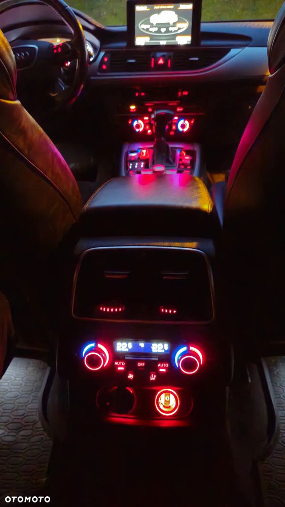 Audi A6 Avant 2.0 TDI Ultra DPF S tronic - 11