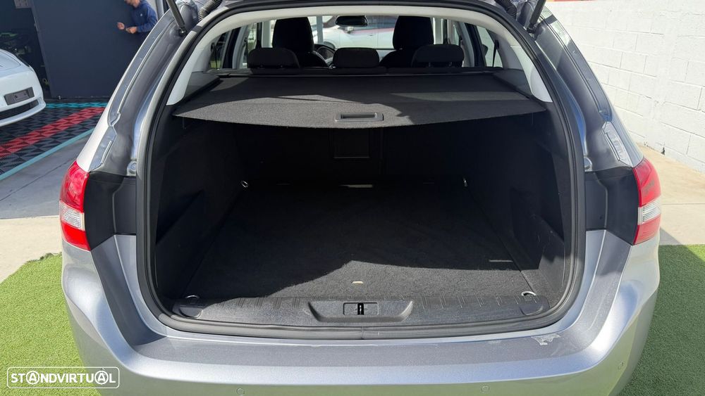 Peugeot 308 SW 1.6 BlueHDi Style - 9