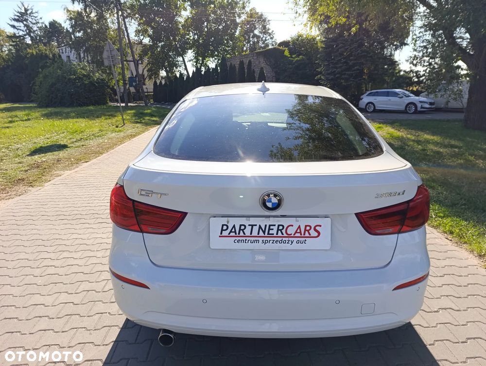 BMW 3GT 318d Business Edition - 6