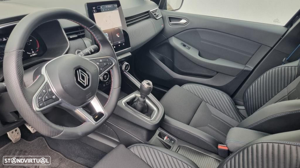 Renault Clio - 12