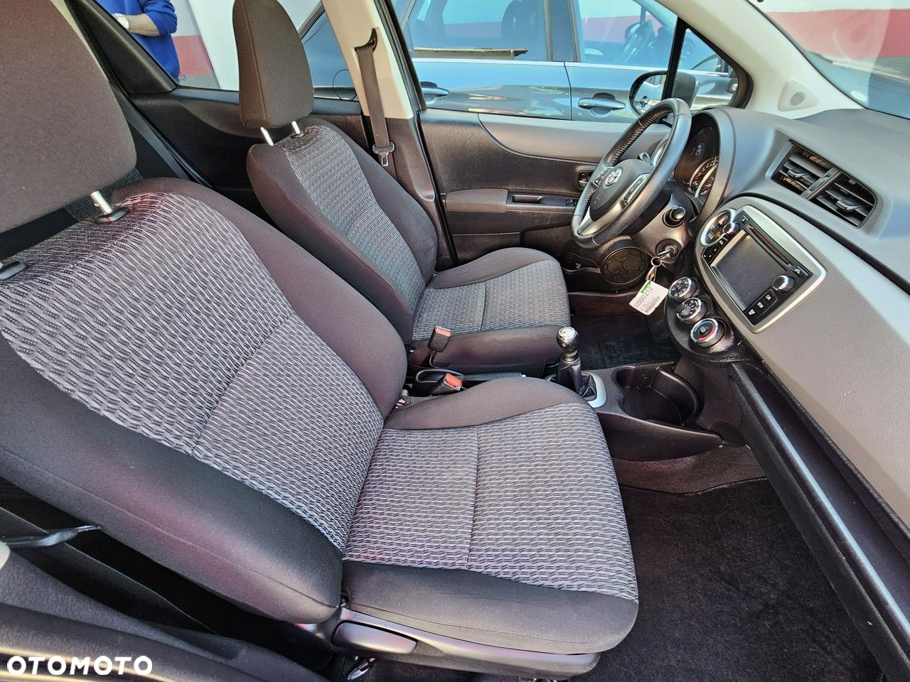 Toyota Yaris - 17