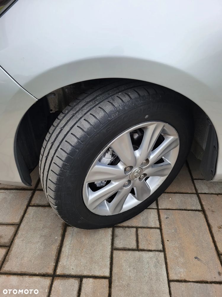 Toyota Yaris - 13