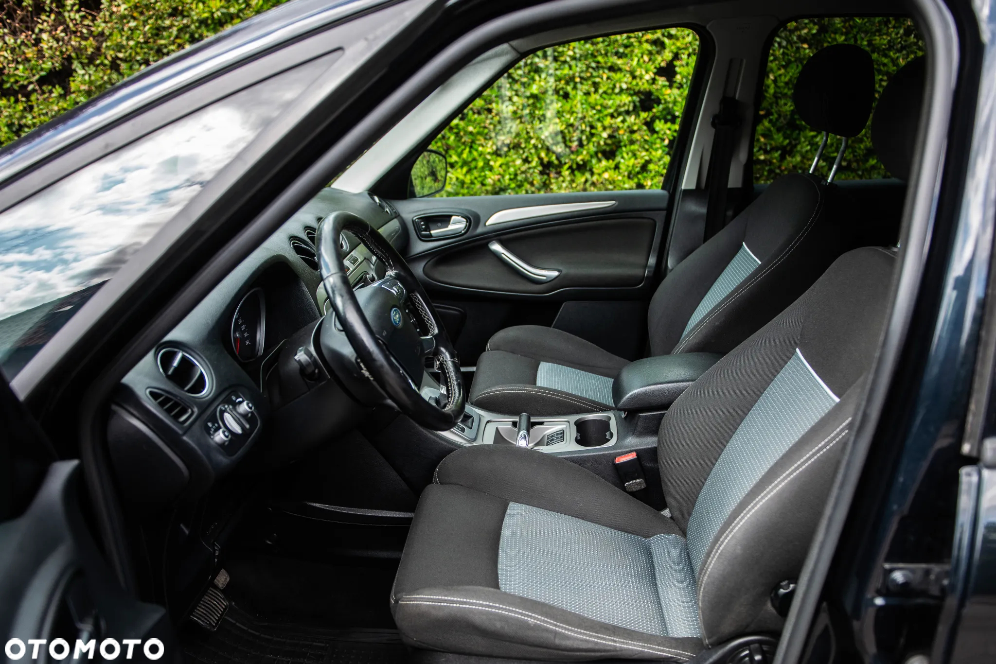 Ford S-Max 2.0 TDCi DPF Business Edition - 19