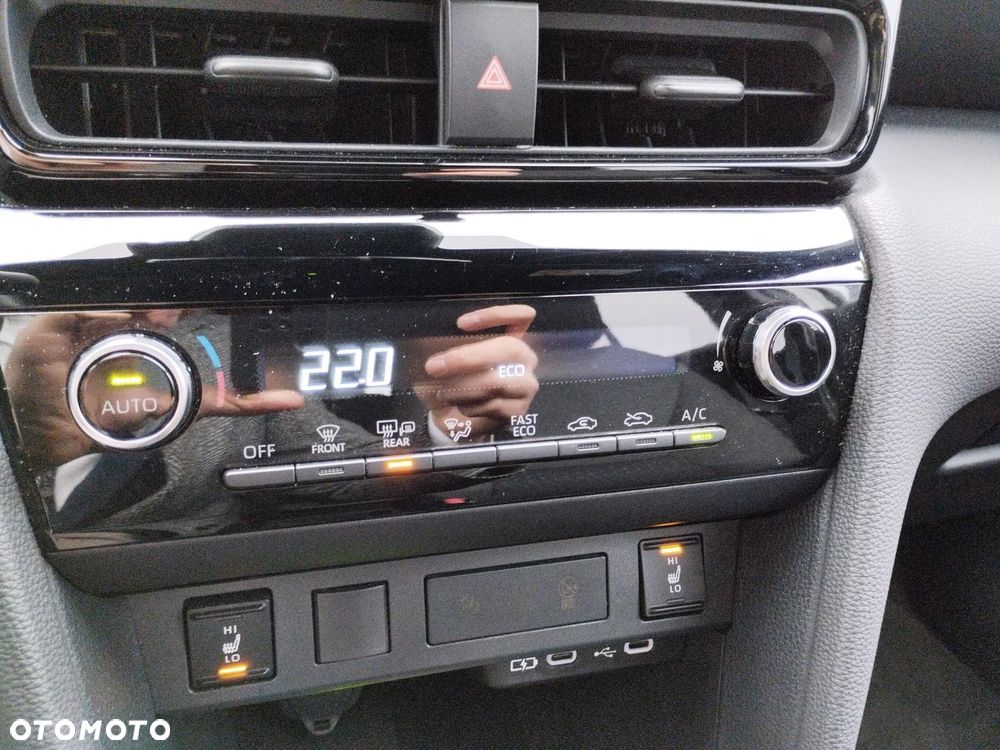 Toyota Yaris Cross Hybrid 1.5 Style - 19