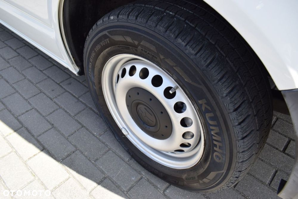 Volkswagen Transporter - 25