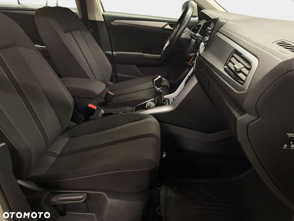 Volkswagen T-Roc - 13