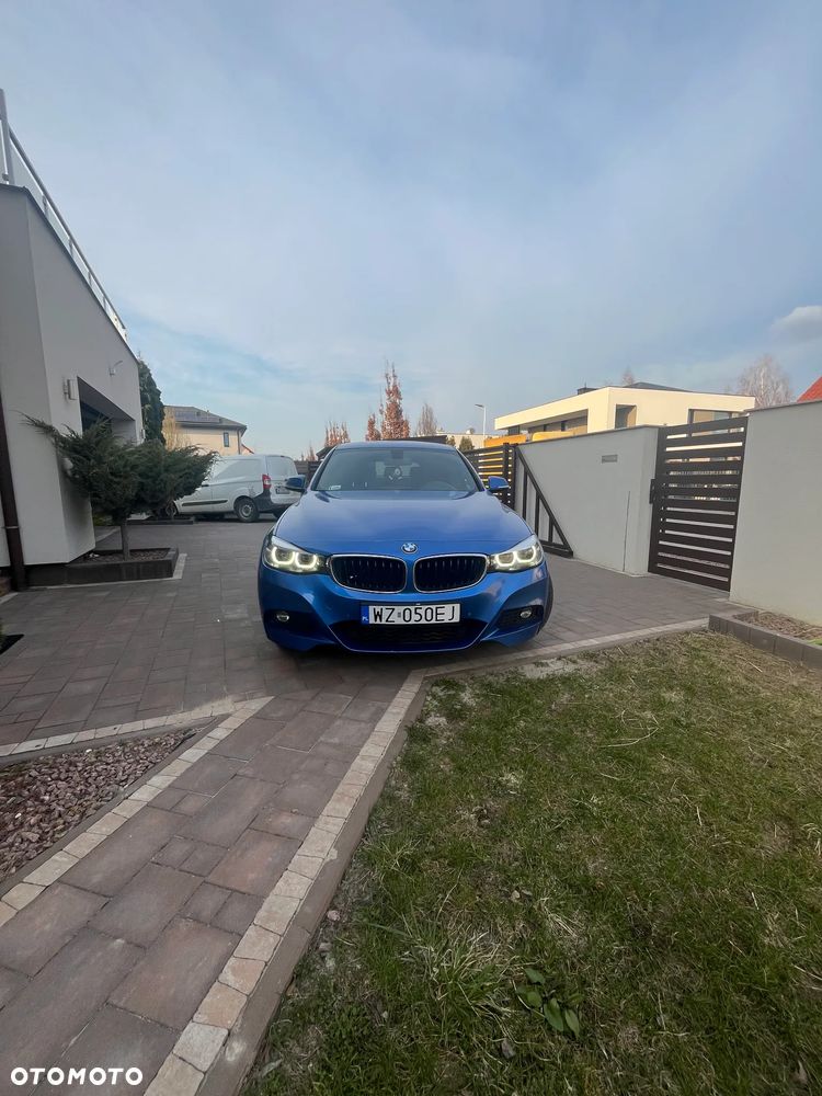 BMW 3GT 320i xDrive M Sport - 8