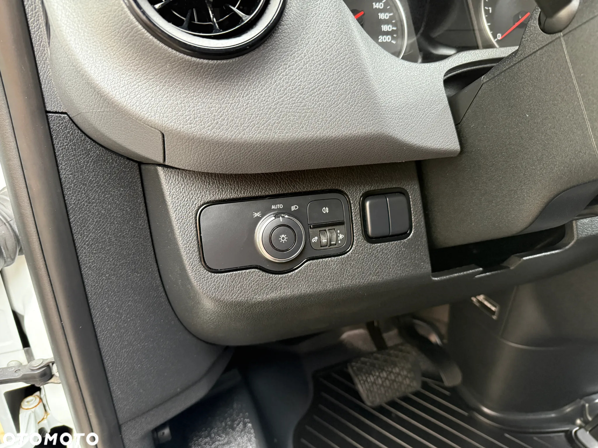 Mercedes-Benz Sprinter 3.0 V6 Izoterma Winda - 14