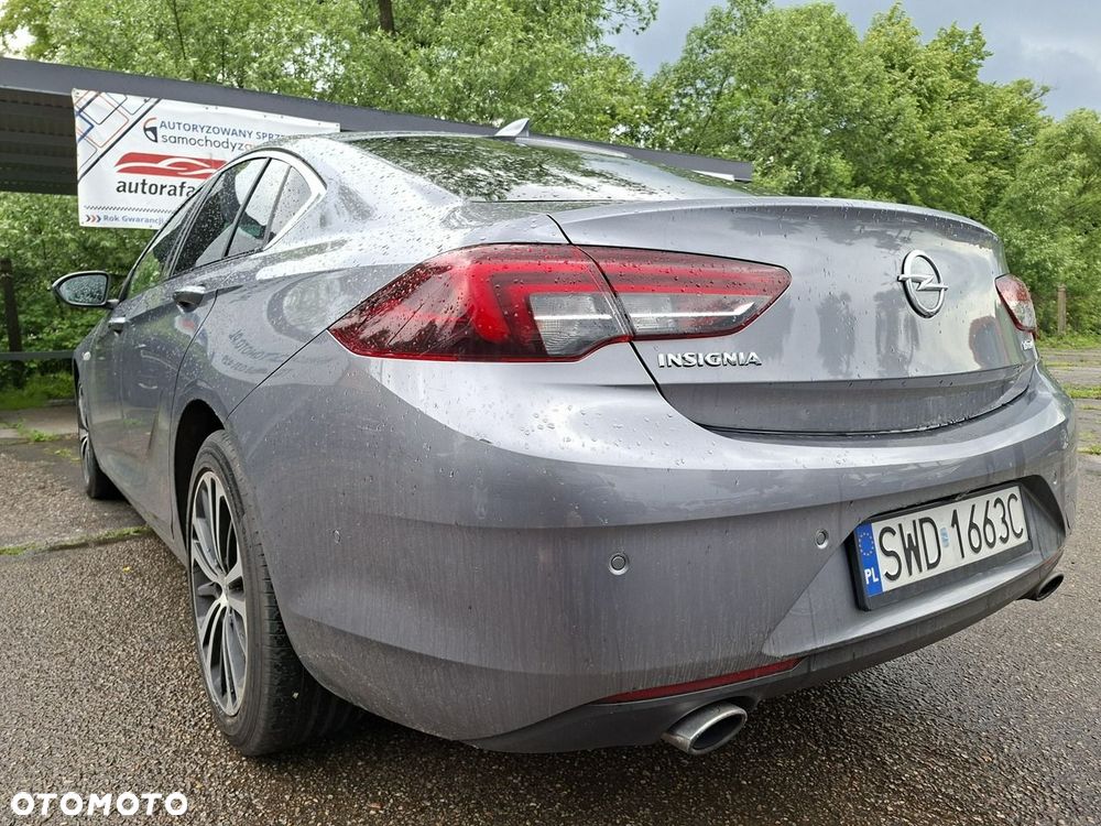 Opel Insignia 2.0 T 4x4 Exclusive S&S - 9
