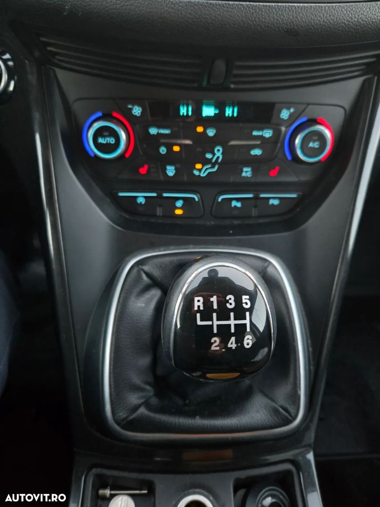 Ford Kuga 2.0 TDCi 4WD Trend - 13