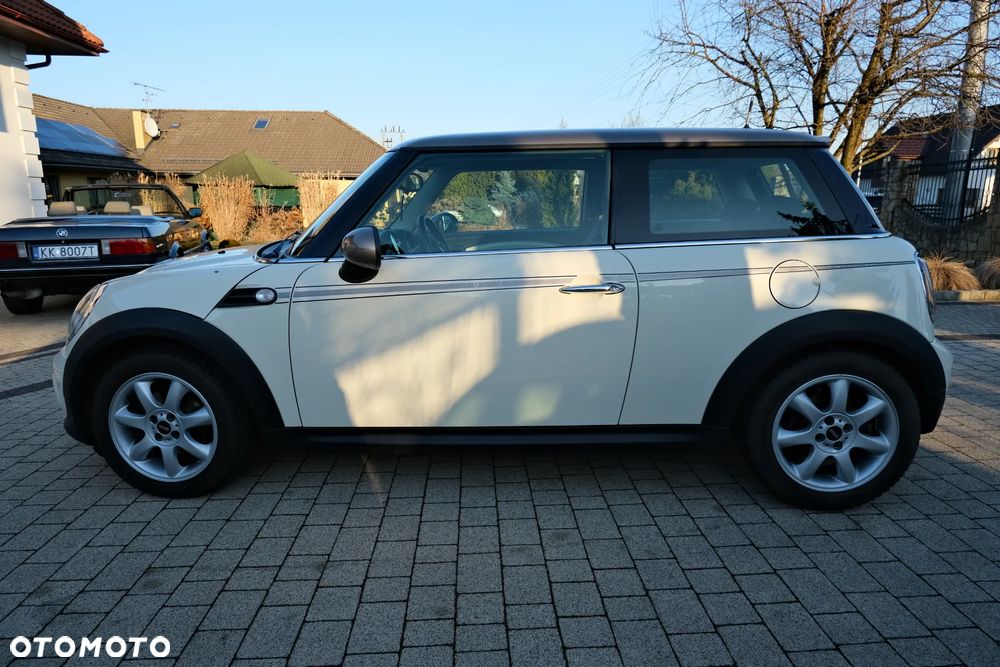 MINI Cooper Standard - 17