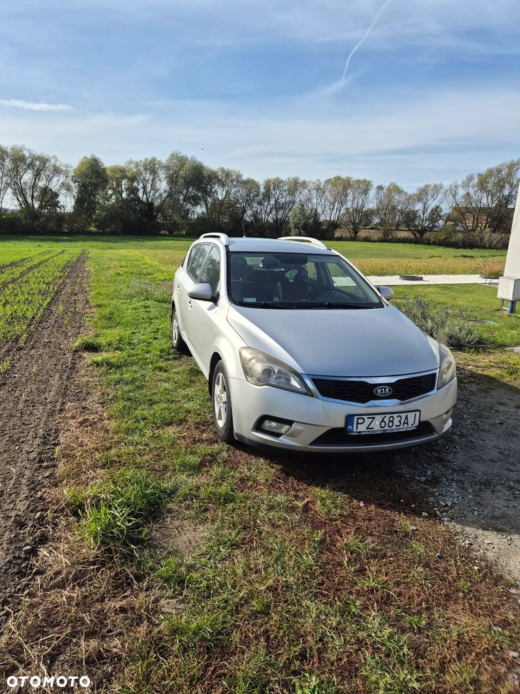 Kia Ceed - 2