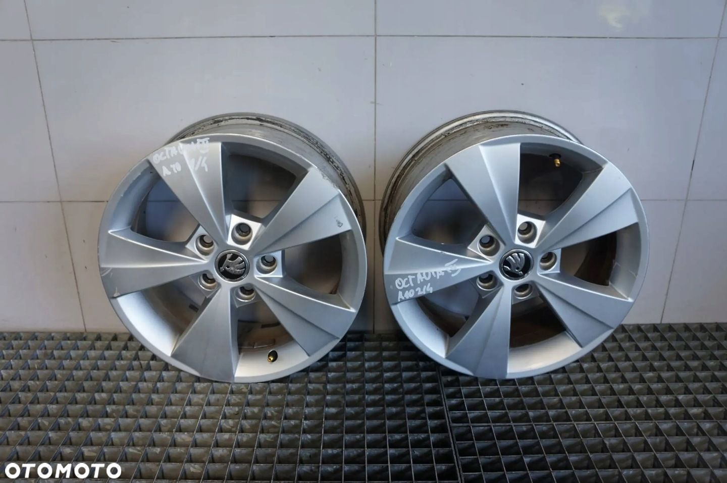 FELGA FELGI ALUMINIOWE ALUFELGI R16 5X112 SKODA OCTAVIA III 6,5 ET46 - 3