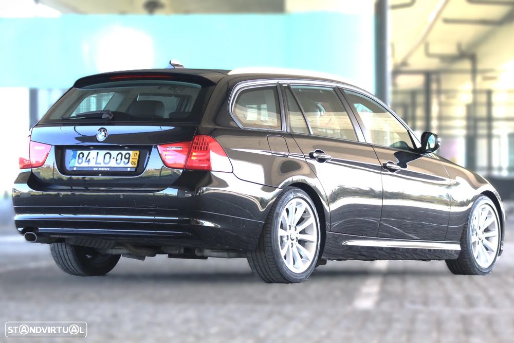 BMW 318 d Line Sport - 12