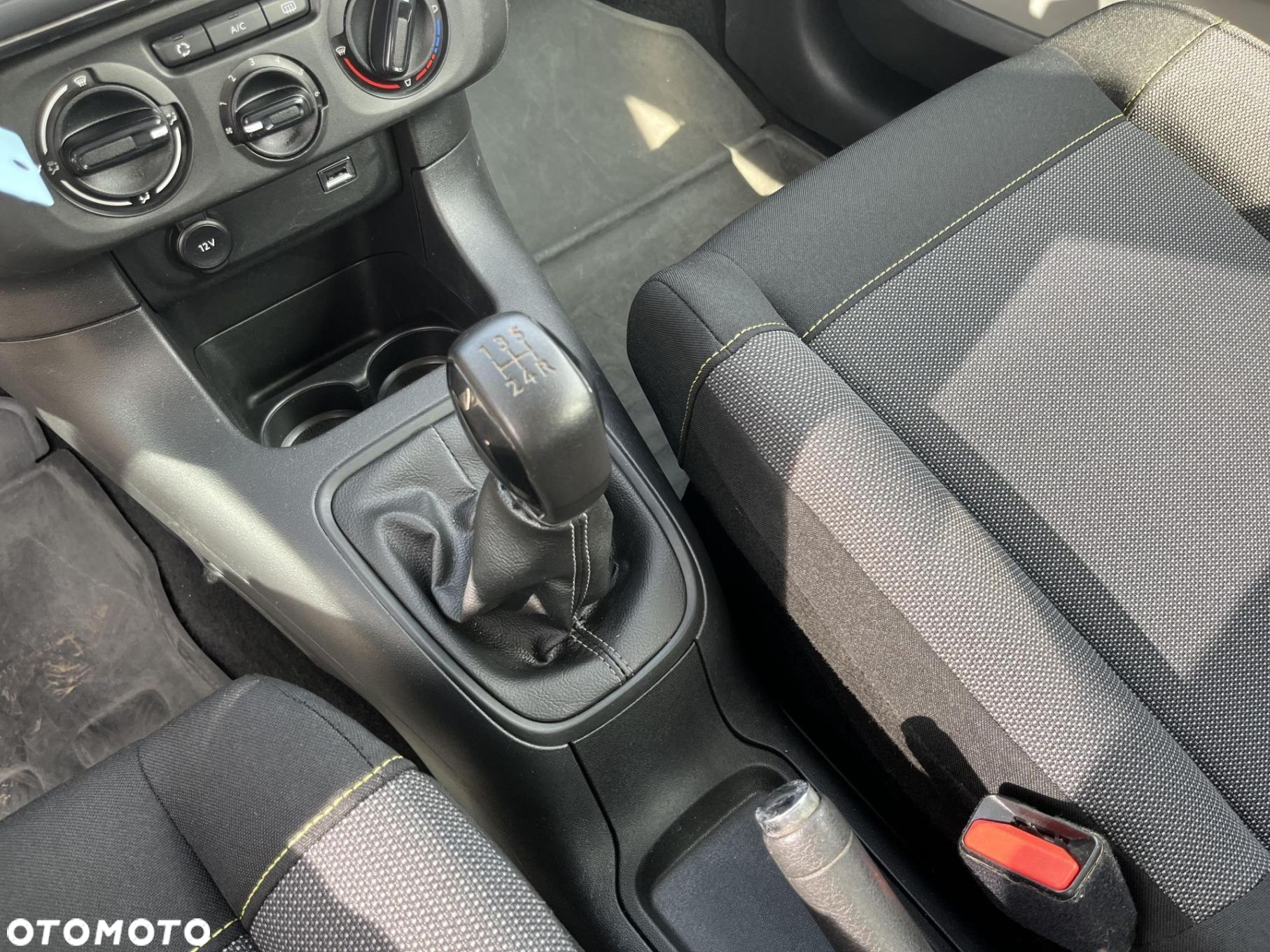 Citroën C3 1.5 BlueHDi Feel S&S - 13