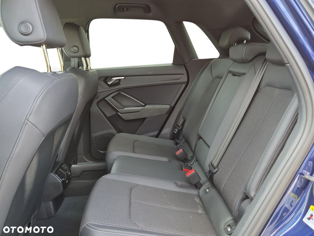 Audi Q3 35 TFSI mHEV S-Line S tronic - 24