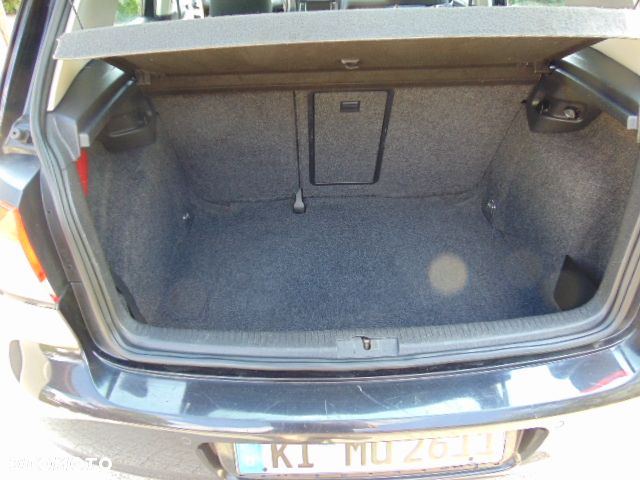 Volkswagen Golf 1.6 Team - 12