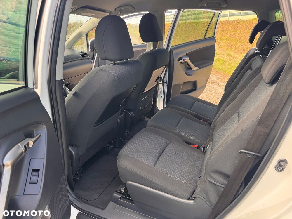 Toyota Verso 1.6 7-Sitzer Life - 25
