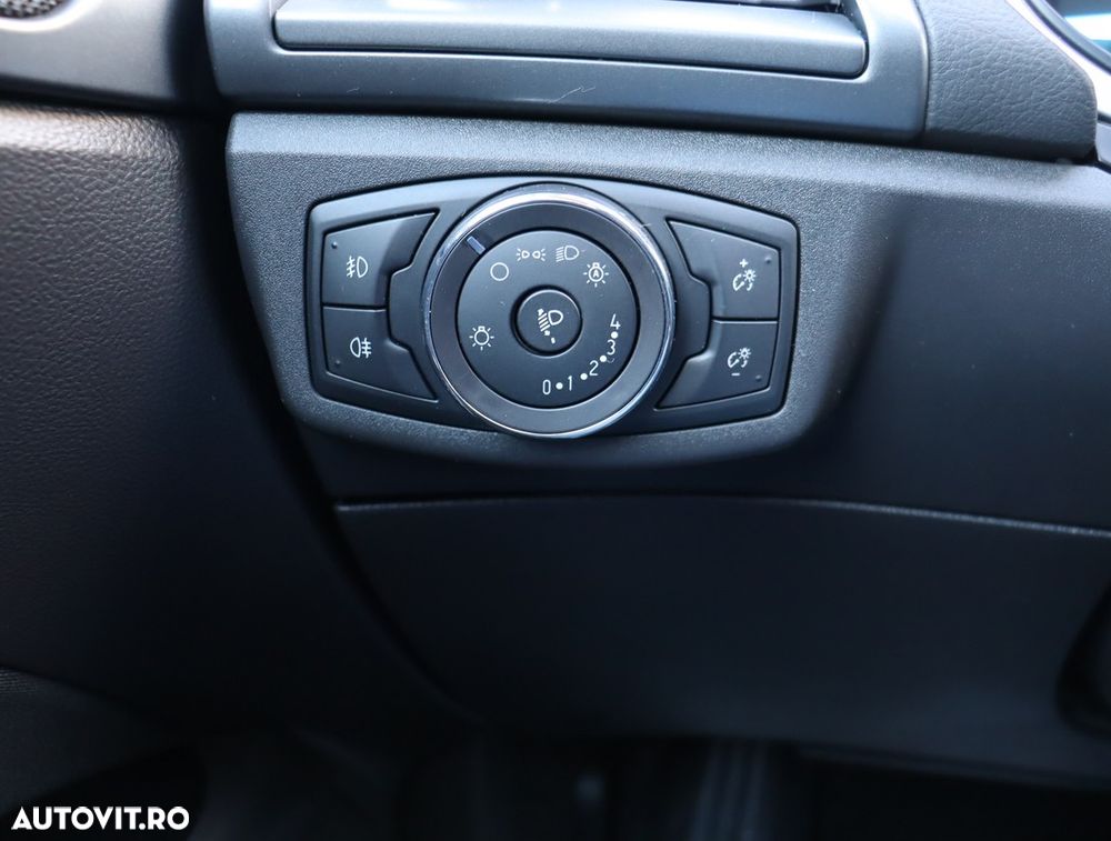 Ford Mondeo 2.0 TDCi Powershift Trend - 14