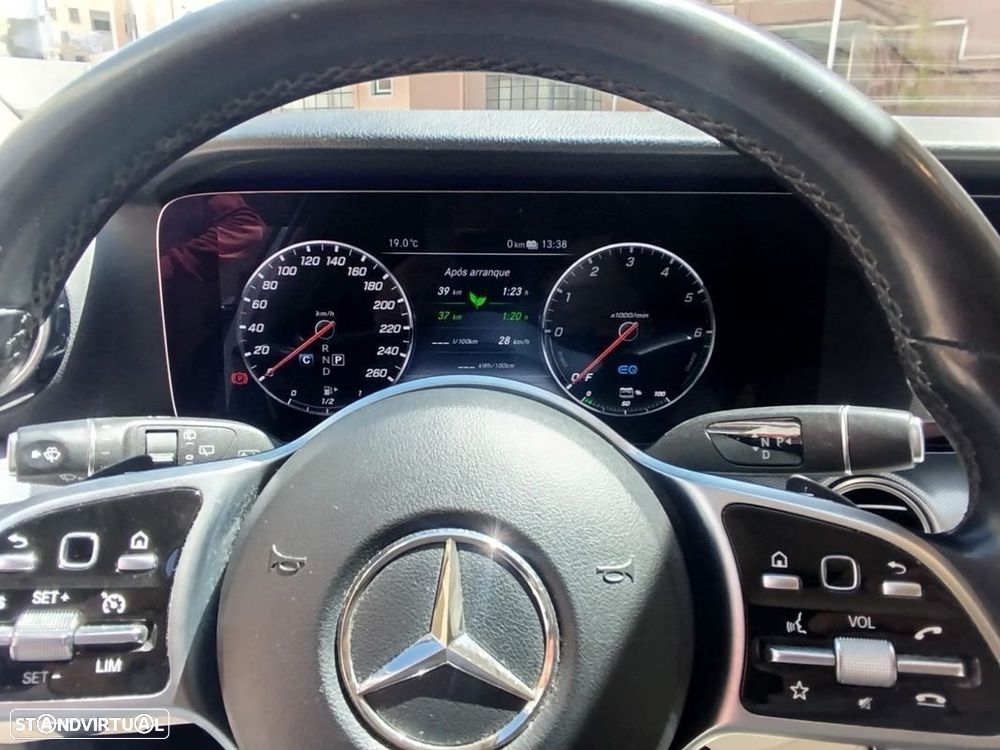 Mercedes-Benz E 300 - 13