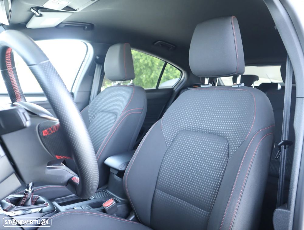 Ford Focus 1.0 EcoBoost MHEV ST-Line Style SIP - 27