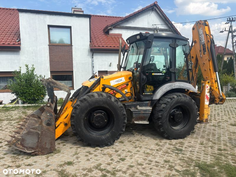 JCB 4CX APC - 2