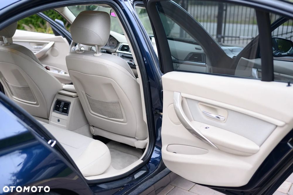 BMW Seria 3 - 29
