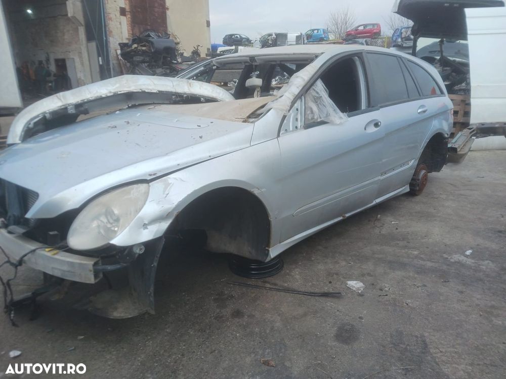 Calculator senzori parcare A1645453316 Mercedes-Benz R-Class W251 [20 - 4