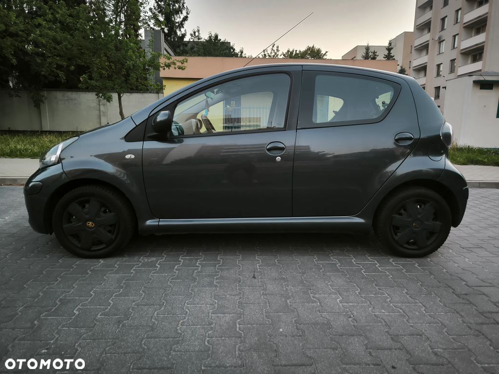 Toyota Aygo - 11
