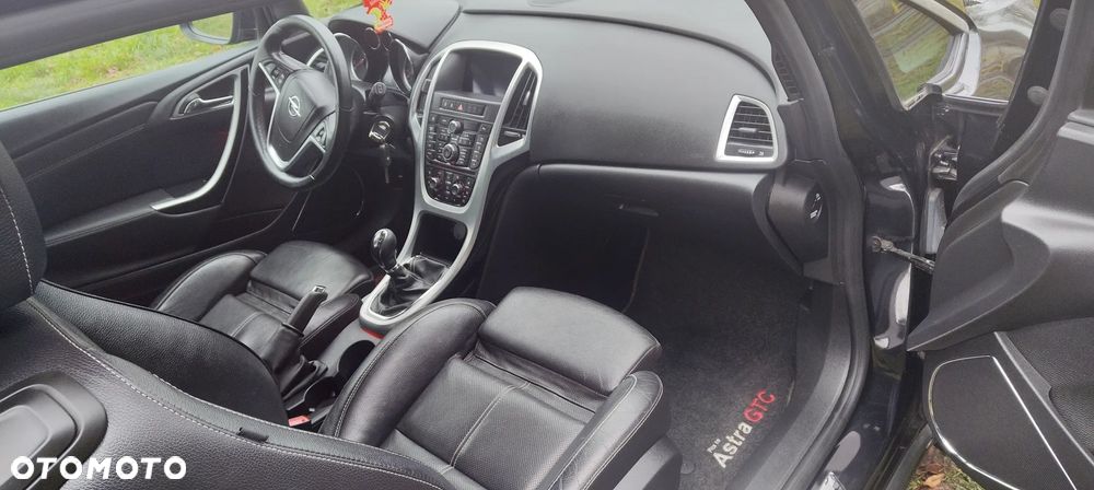 Opel Astra 2.0 CDTI ecoFLEX Start/Stop Innovation - 2