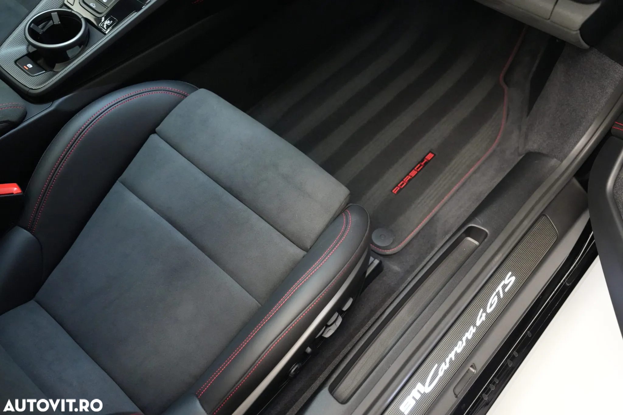 Porsche 992 - 33