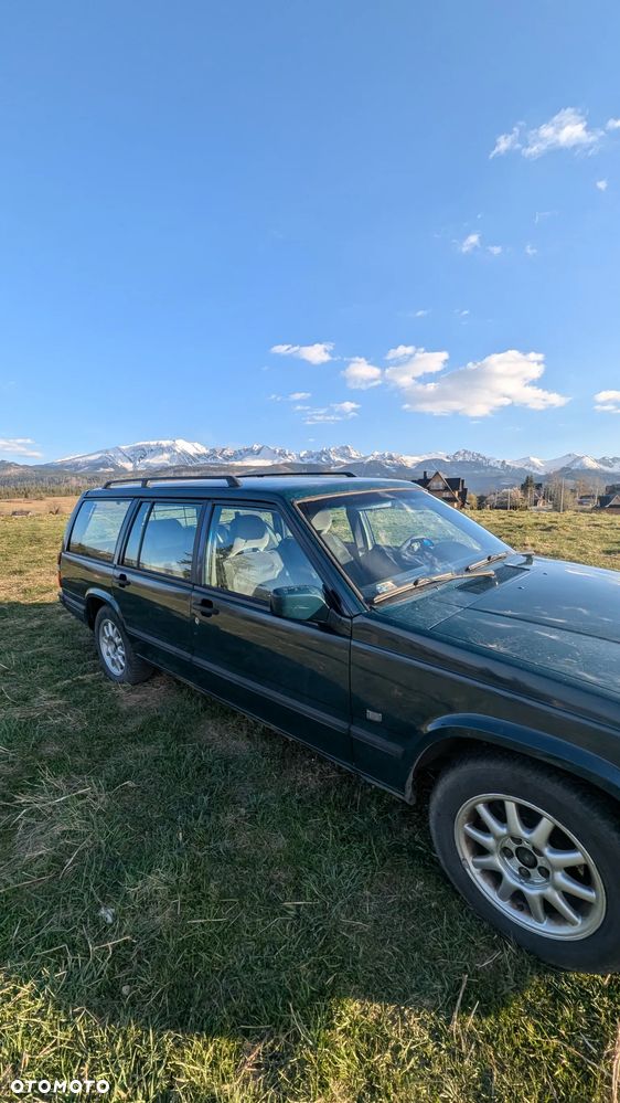 Volvo 945 - 1