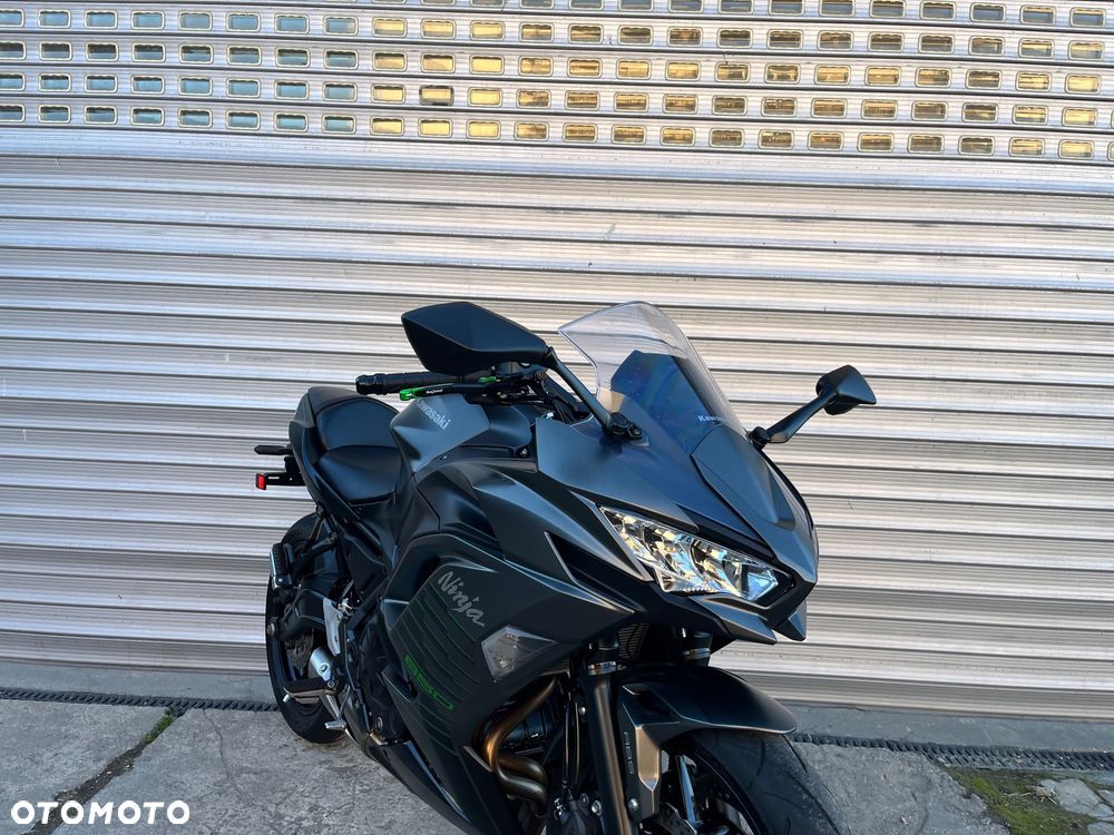Kawasaki Ninja - 24
