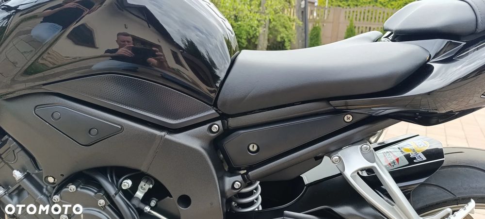 Yamaha FZ - 34