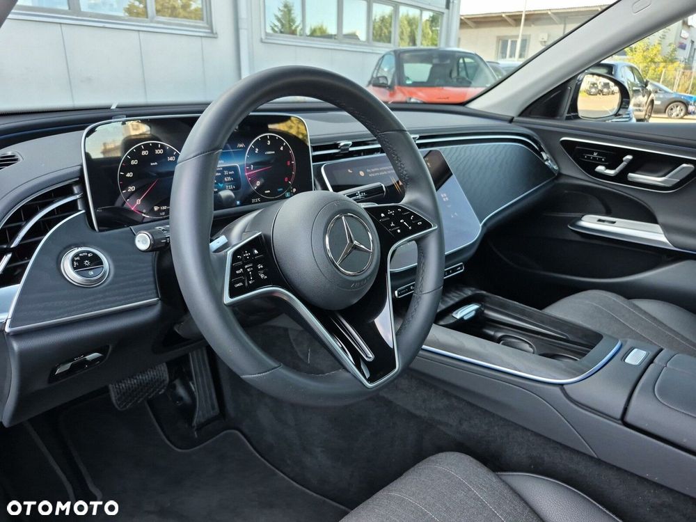 Mercedes-Benz Klasa E - 7