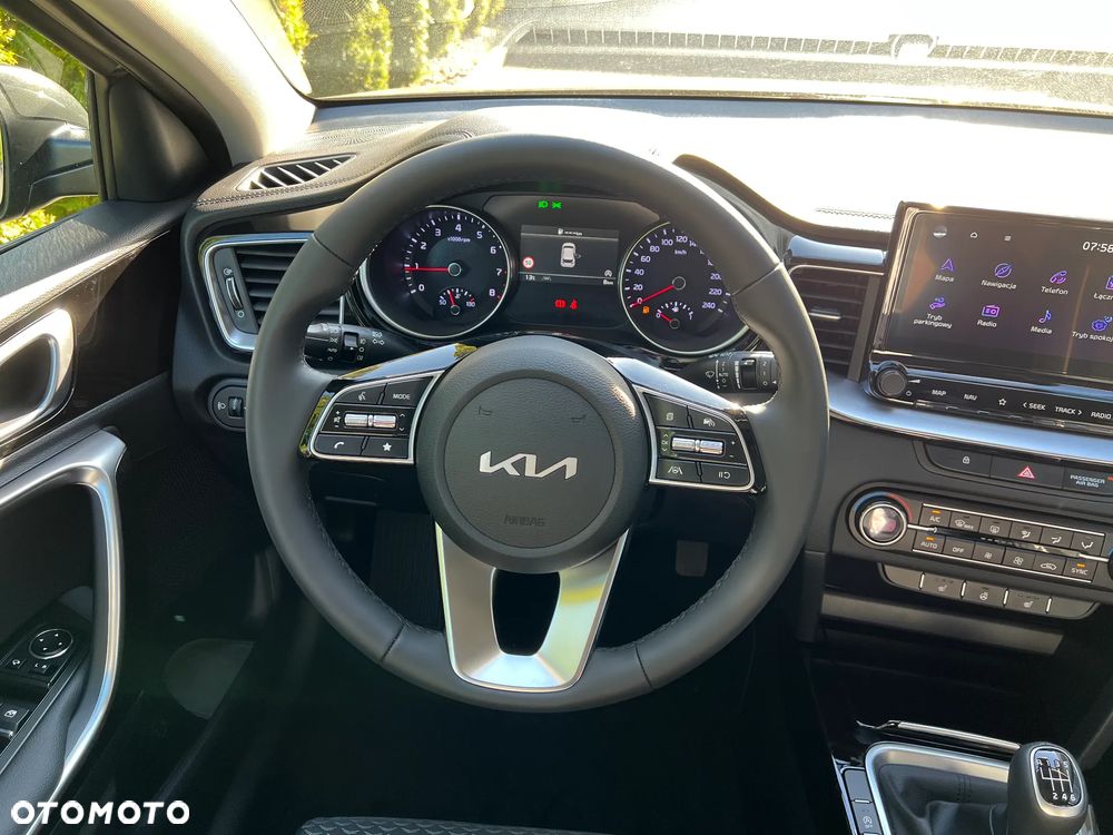 Kia Ceed 1.5 T-GDI Tribute - 23