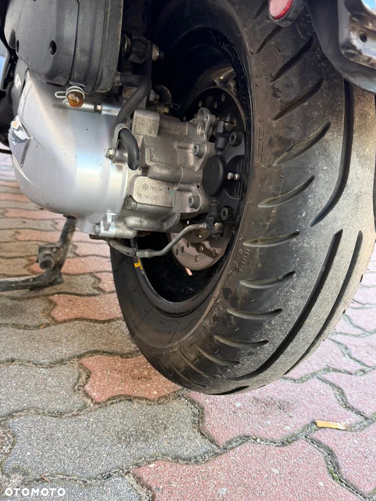 Vespa GTS - 14