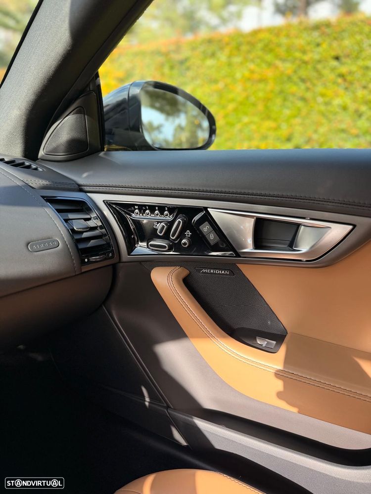 Jaguar F-Type 3.0 V6 S/C S Auto - 11