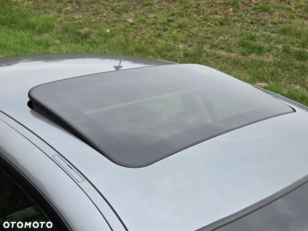 BMW Seria 3 320i Edition Exclusive - 18