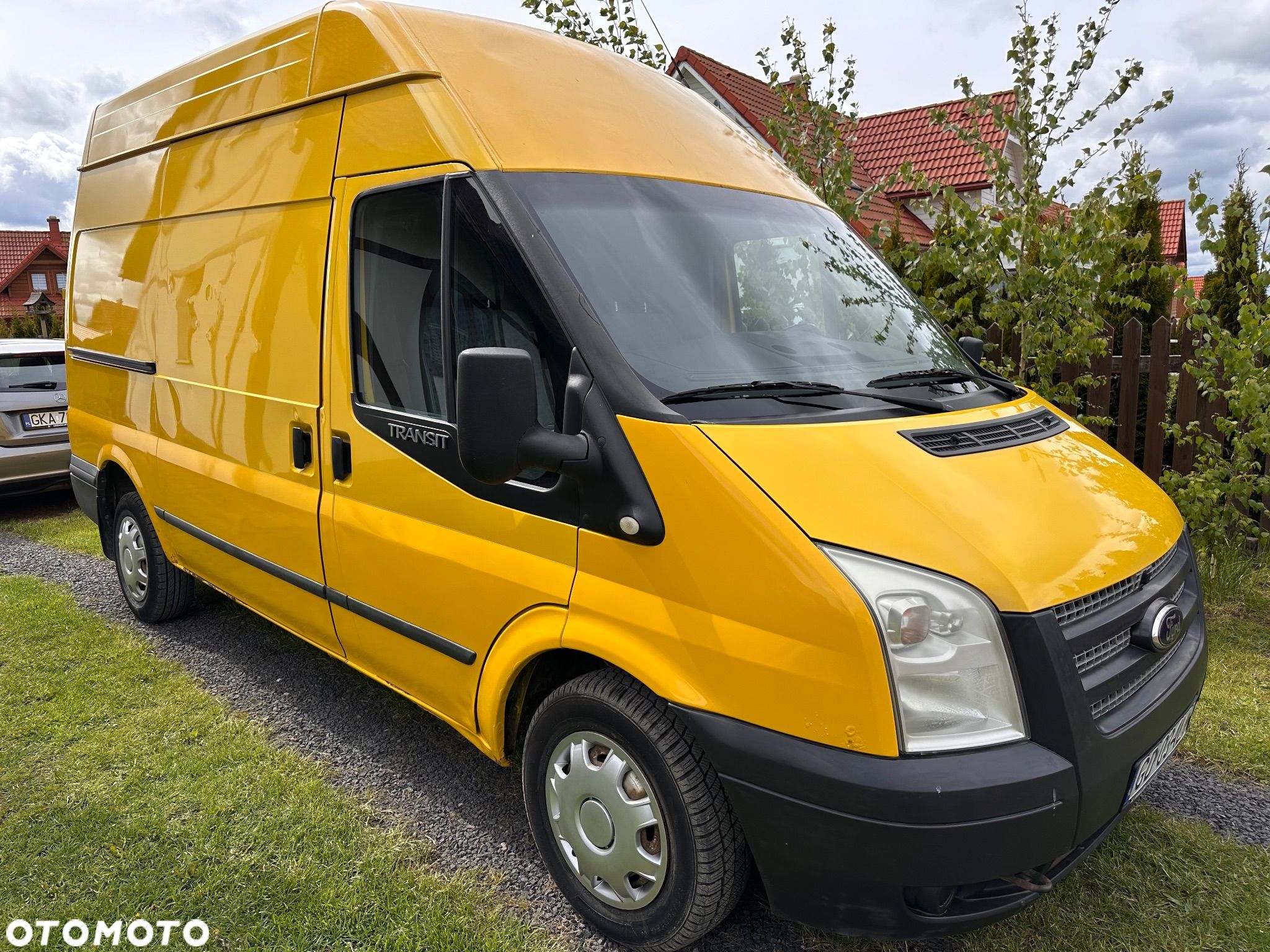 Ford Transit - 1